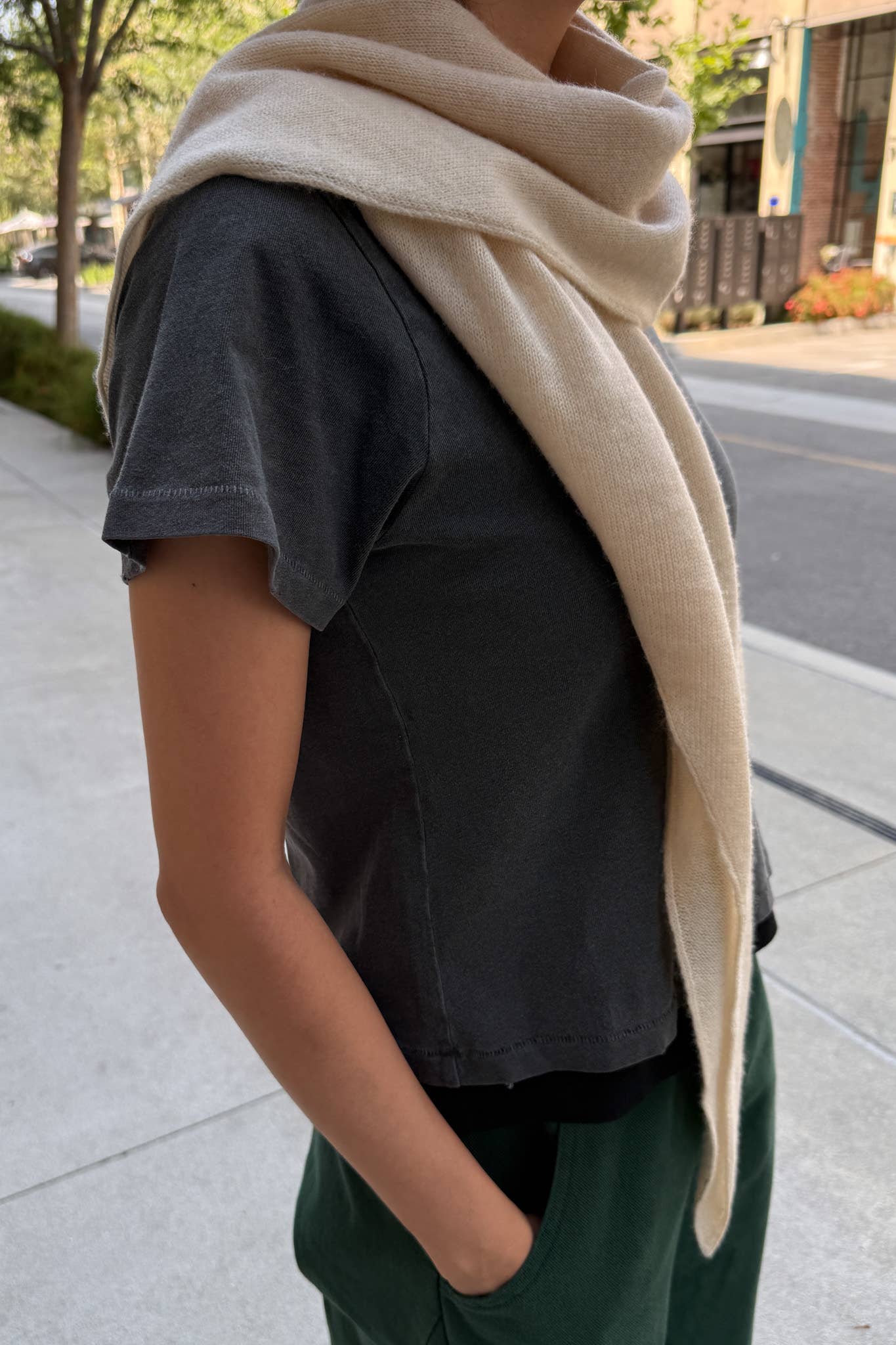 Le Bon Shoppe Cashmere Shawl | BLACK