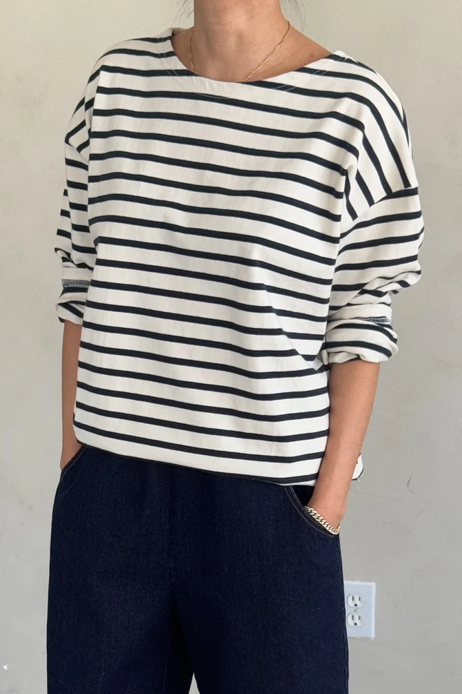 Le Bon Shoppe Marseille Boat Neck Top | Navy Stripe