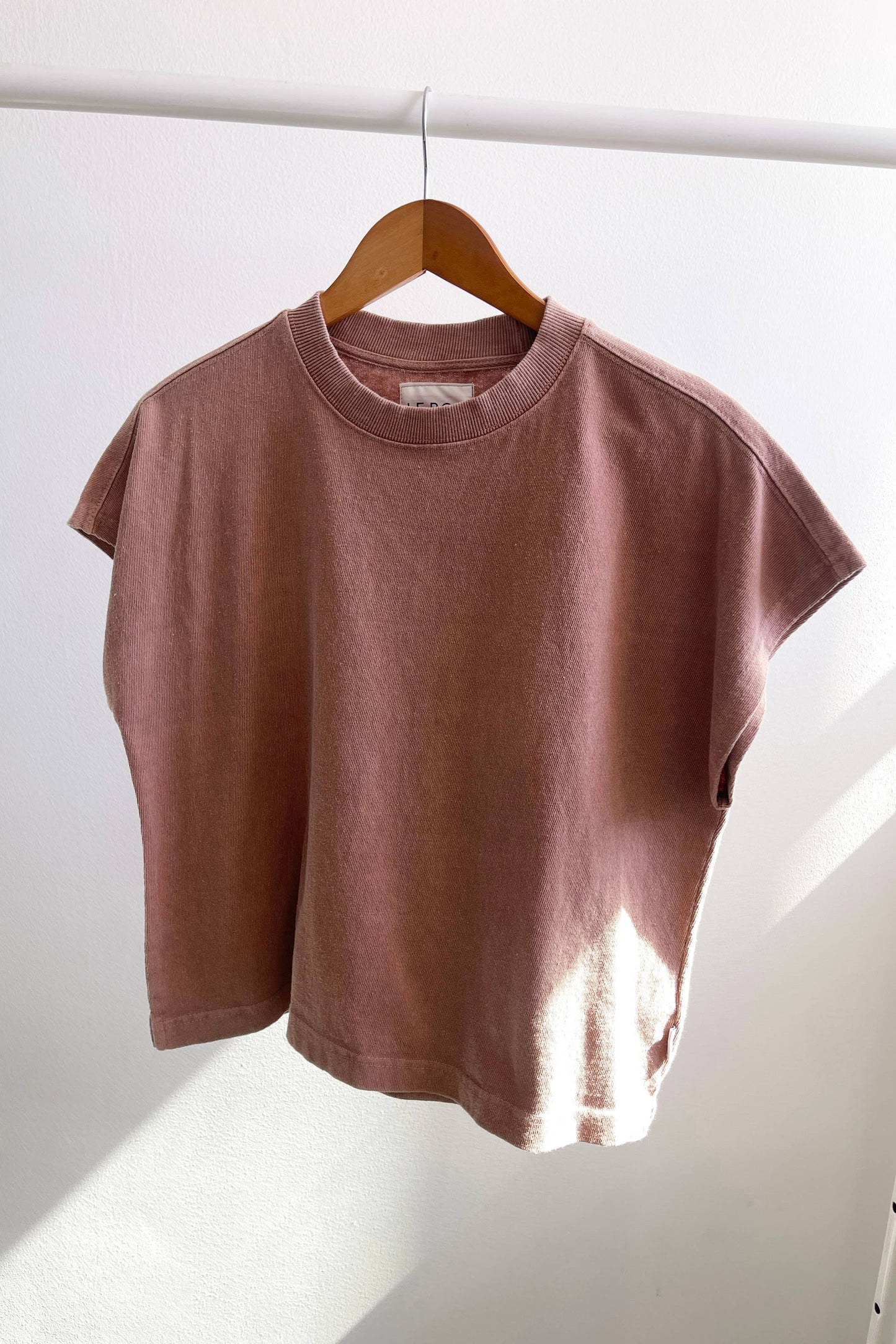 Le Bon Shoppe Jeanne Tee | Mud