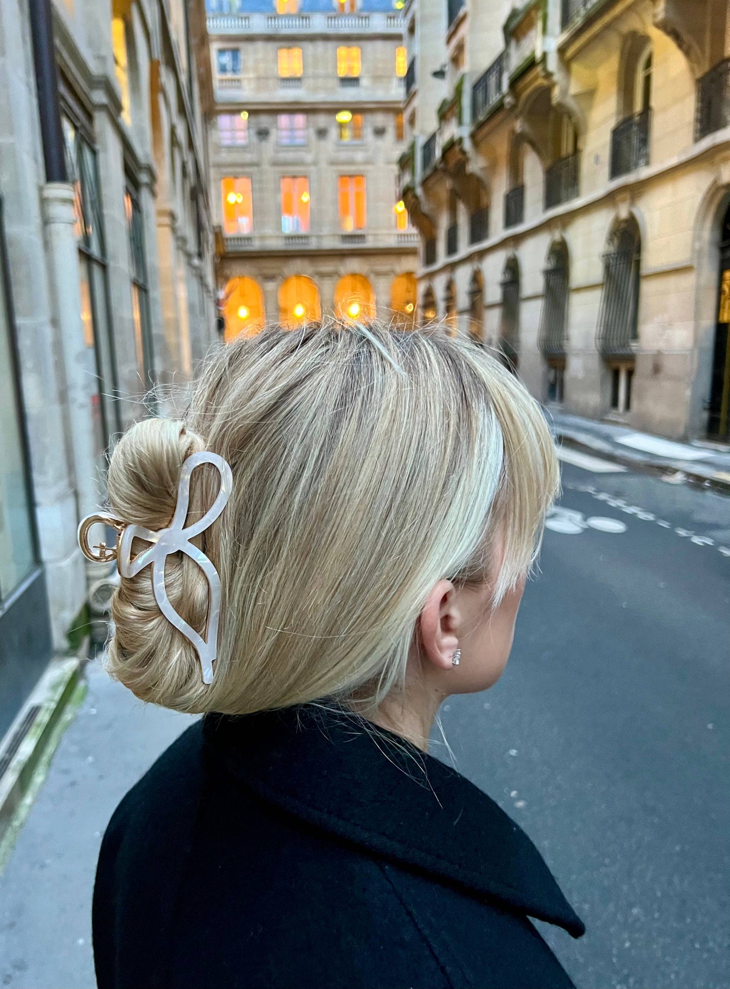 Ballet Bow Acetate Claw Clip | Black