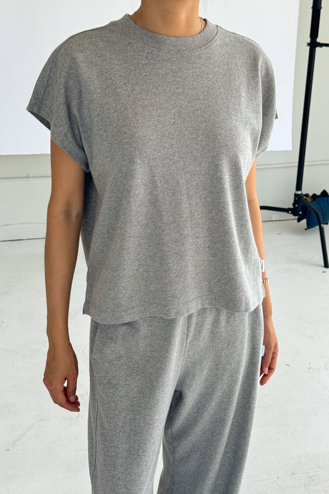 Le Bon Shoppe Jeanne Tee | Mud