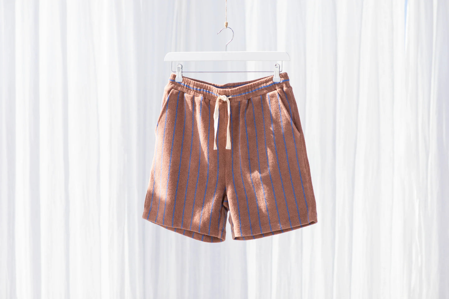 Bongusta | Naram Knitted Shorts | Camel and Ultramarine Blue