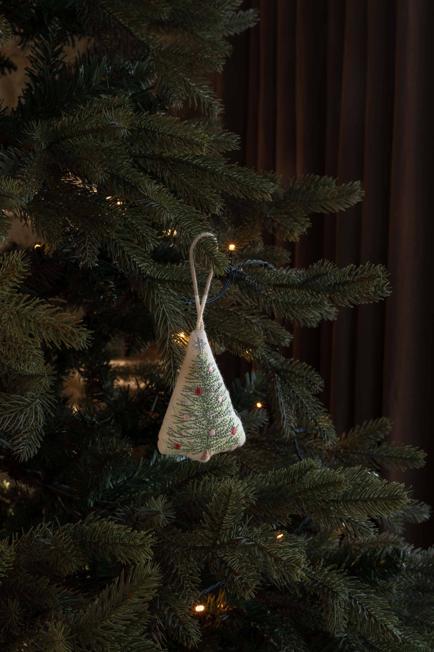 Christmas Tree Decoration - Christmas Tree