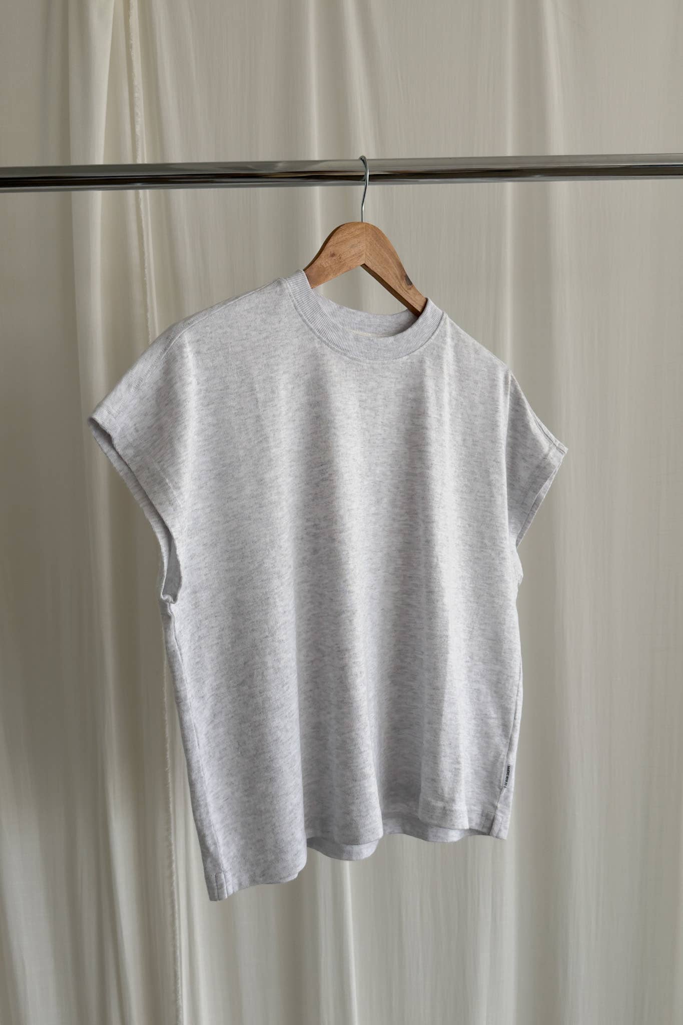 Le Bon Shoppe Jeanne Tee | Mud