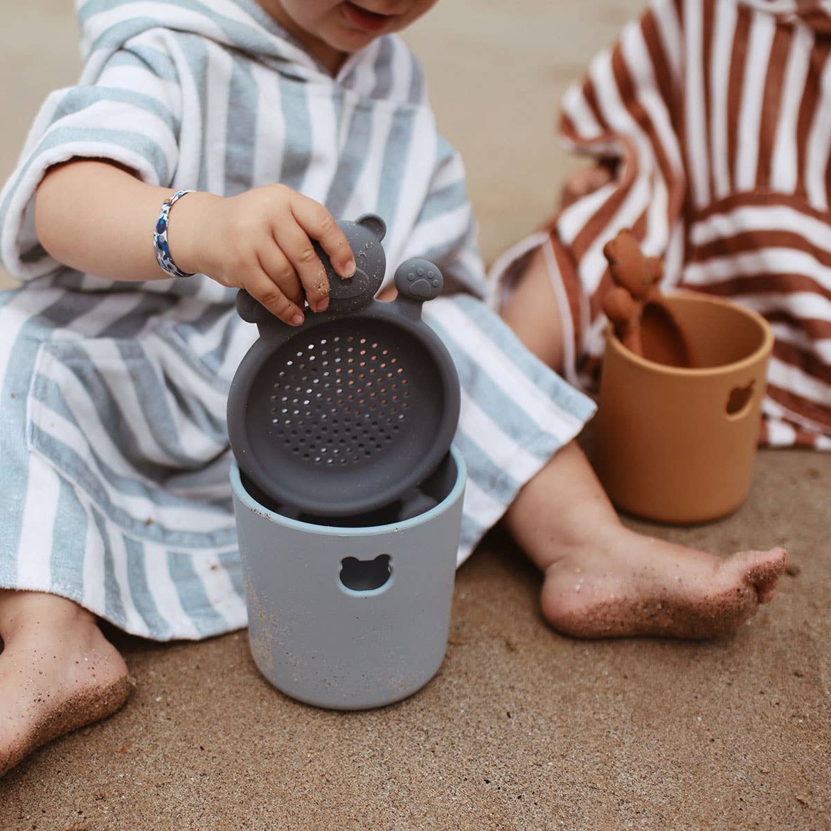 Rose in April | Suzon Stripes Kids Poncho | Caramel