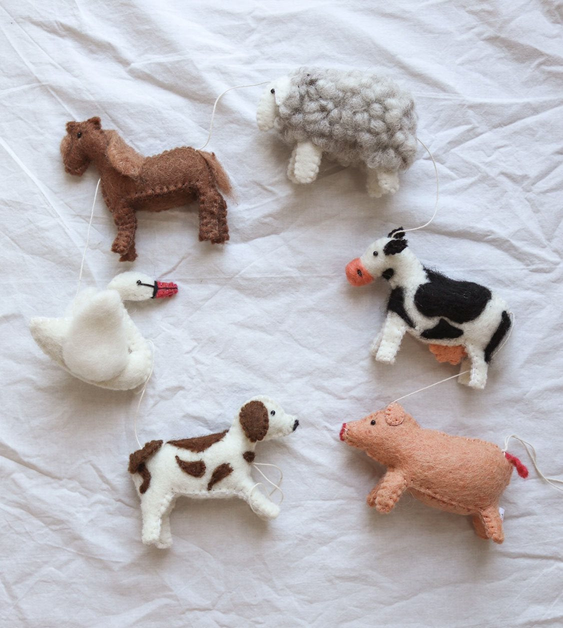 Gamcha | Felt Farm Animal Mobile
