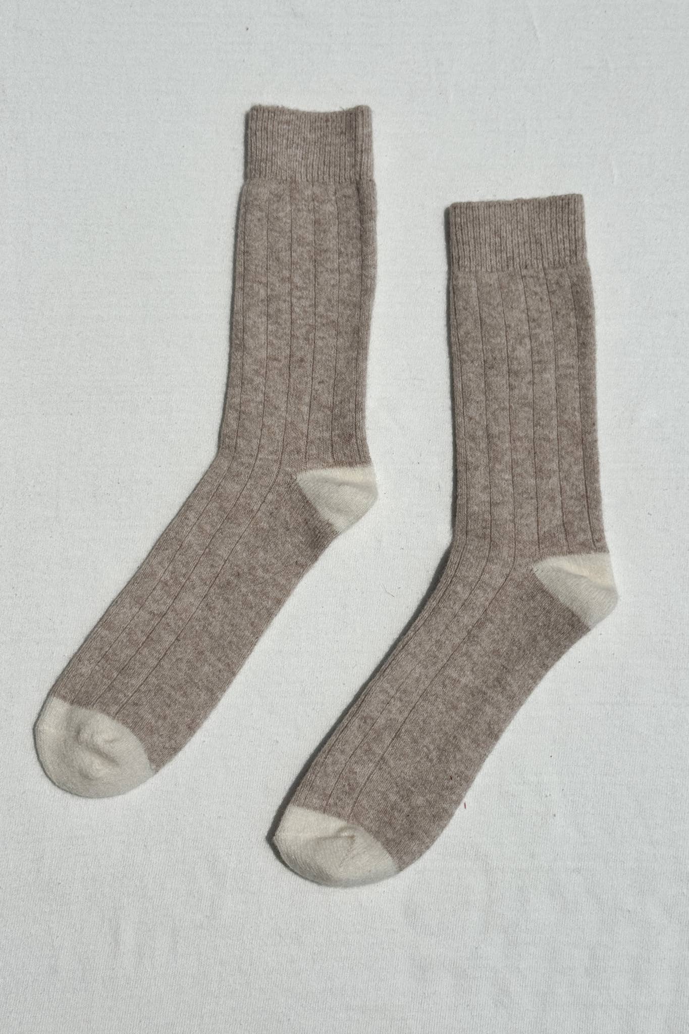 Extended Cashmere Classic Socks | Fawn