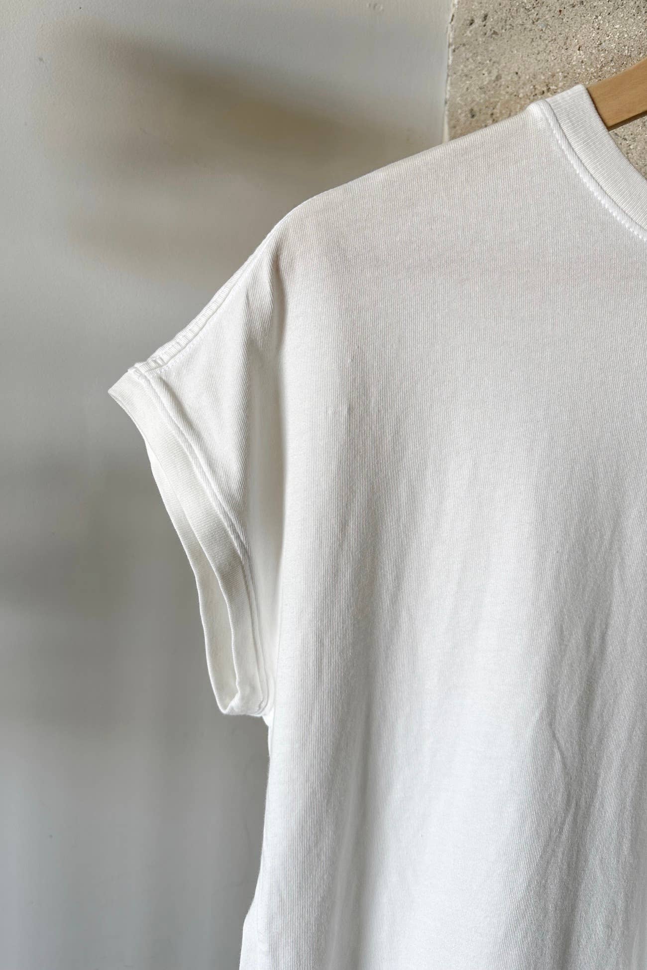 Le Bon Shoppe Ease Tee | Vintage White