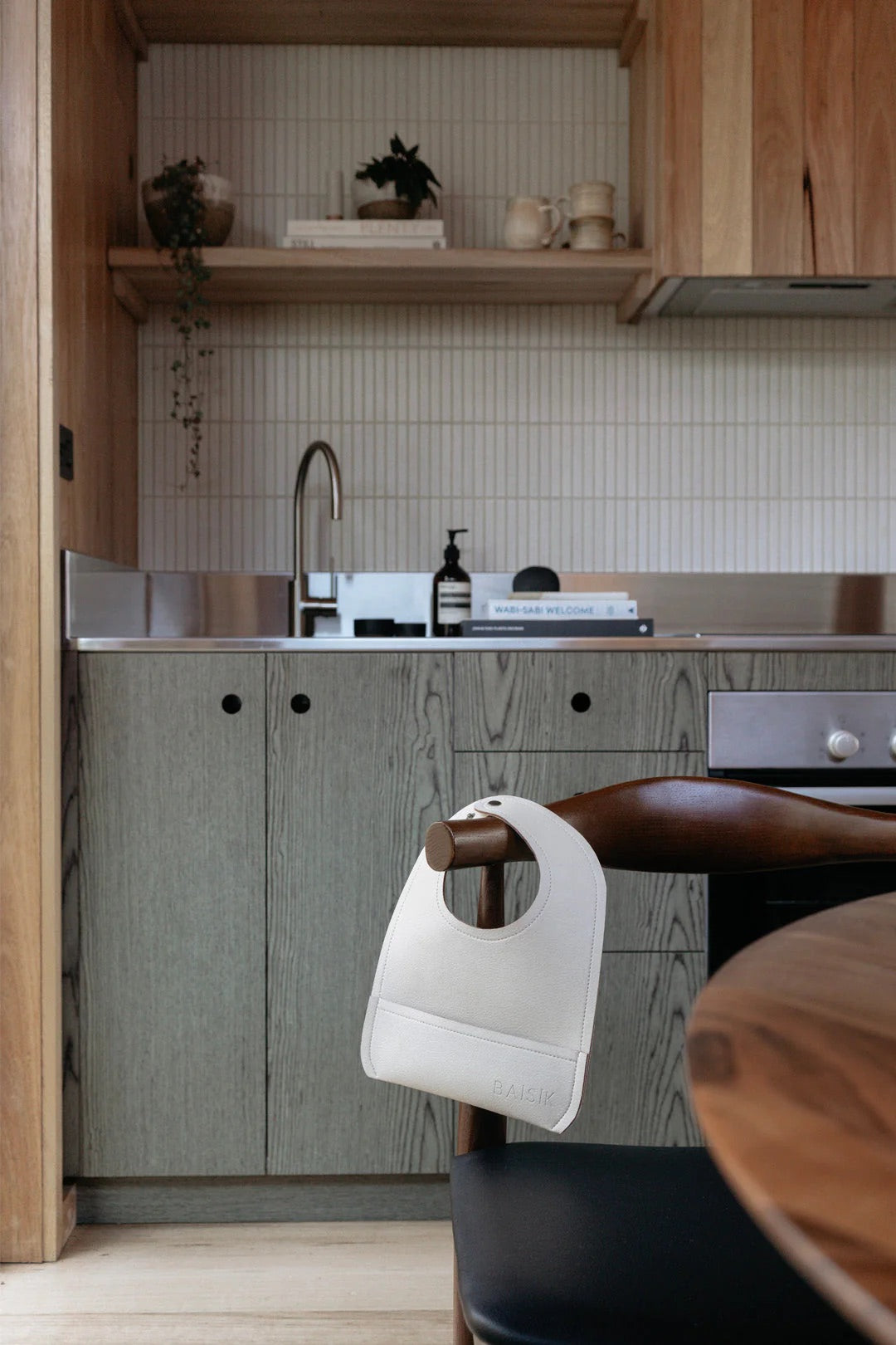 BAISIK | Baby Bib Catcher