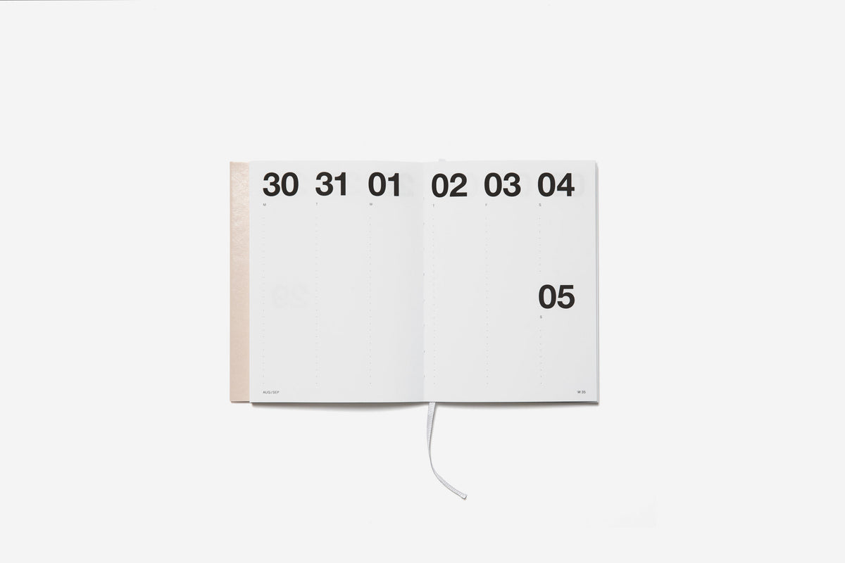 2027 Classic Planner – Powder | Marjolein Delhaas